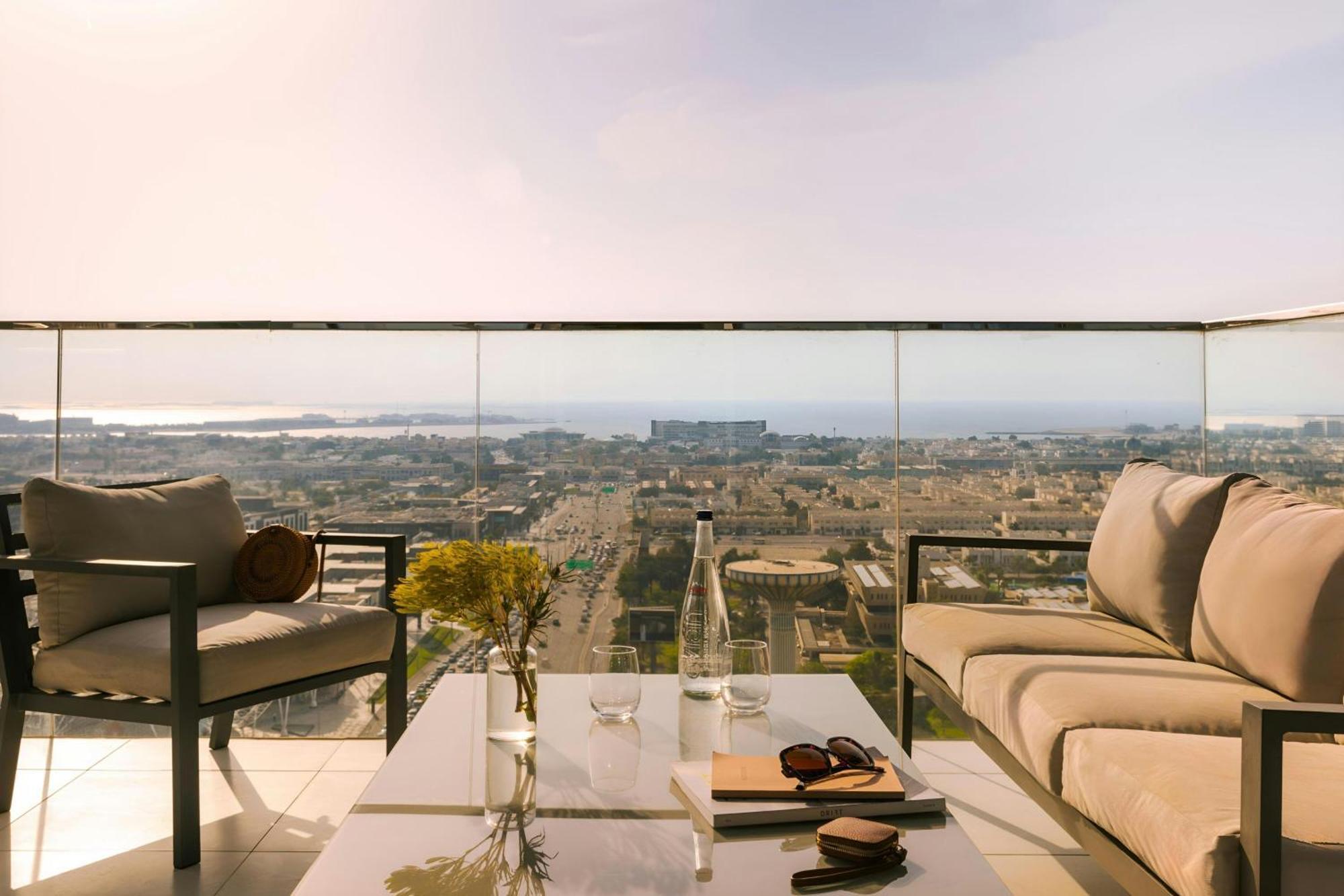 Sonder By Marriott Bonvoy Downtown Towers Apartments