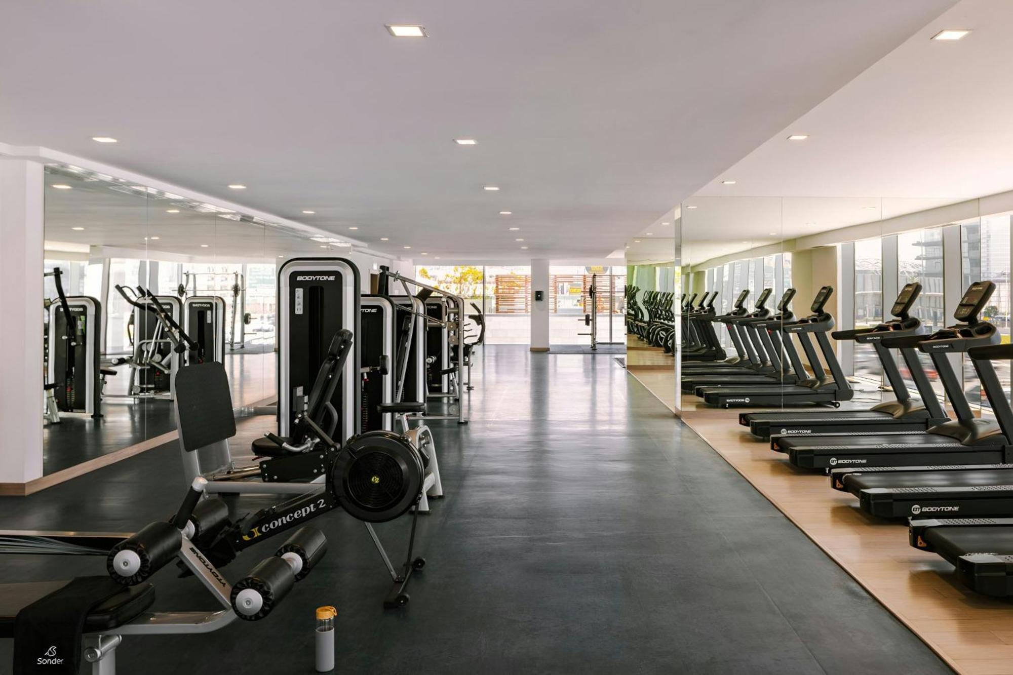 Sonder By Marriott Bonvoy Downtown Towers Apartments 4* Dubai