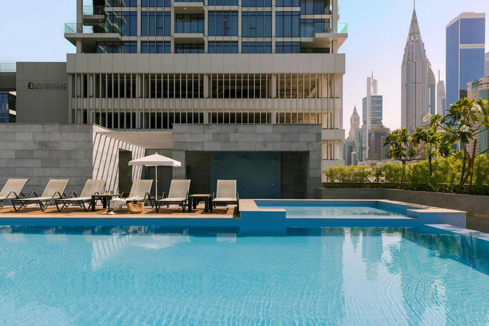 Sonder By Marriott Bonvoy Downtown Towers Apartments